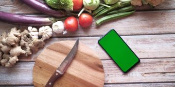 The Ultimate Guide: Save Money on Groceries with Rebate Apps in 2025 - Cover Image
