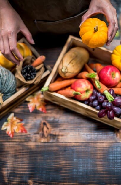 Seasonal Produce Savings: Your Guide to Peak Produce and Bill Negotiation